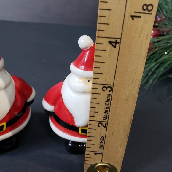 Cute Red Ceramic Christmas Santa Claus Salt and Pepper Shakers Set Holiday S+P - Picture 6 of 7
